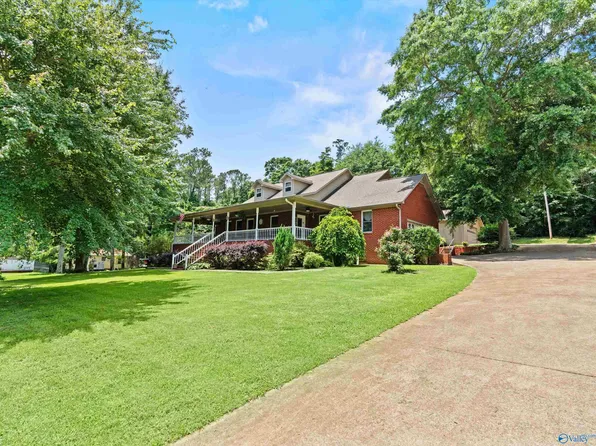 150 Pinewood Dr, Langston, AL 35755