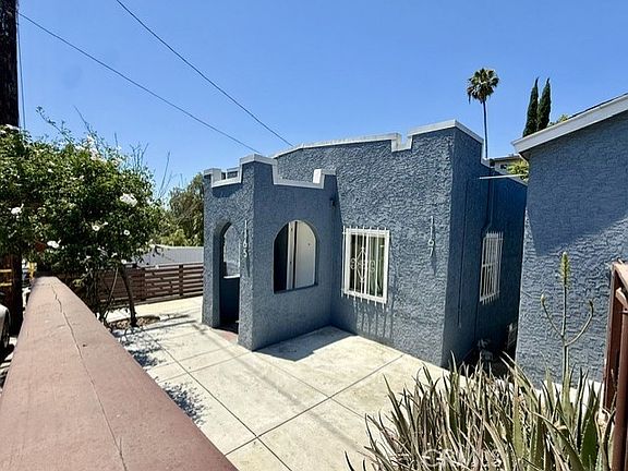 3rd image of 1167 Geraghty Ave