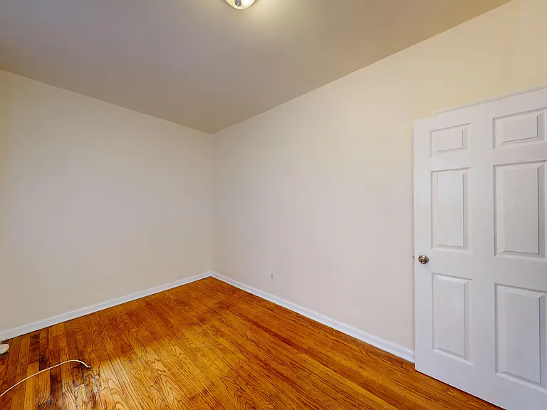 140 W 71st St #2B — Photo 8