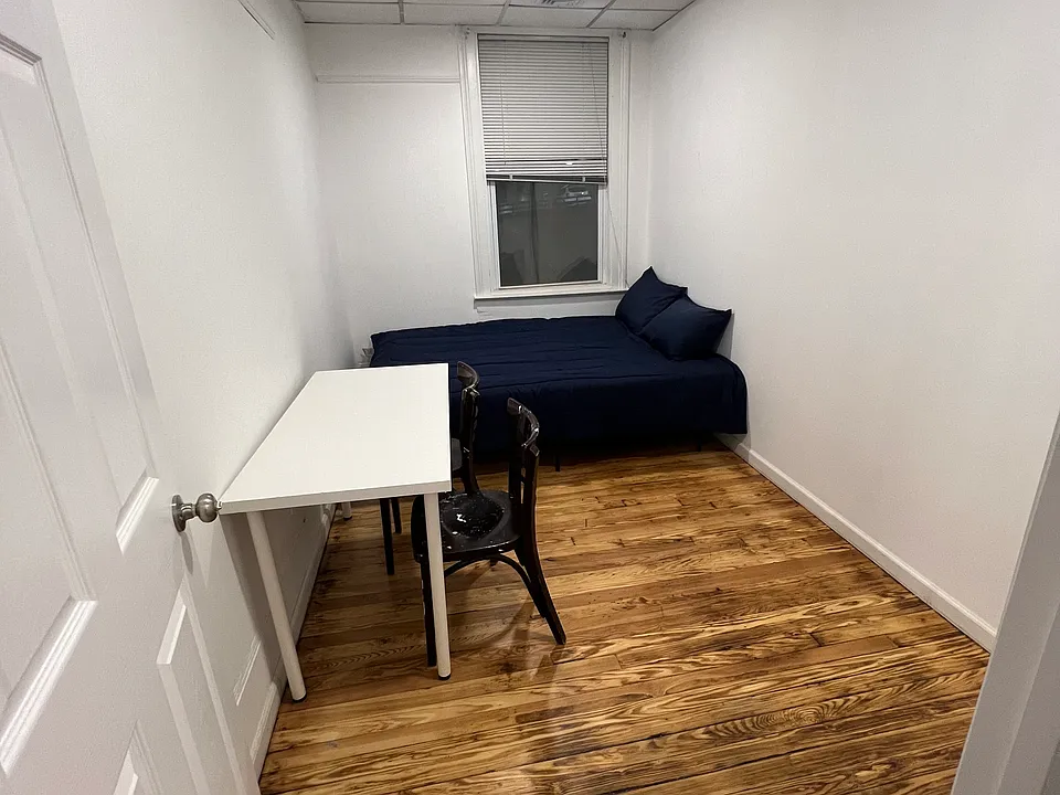 49 Bayard St #3