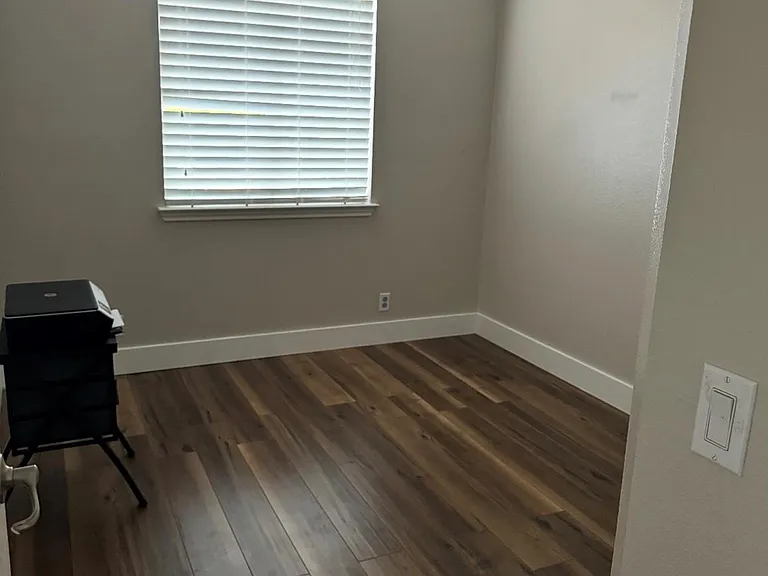 15101 Nuttall Dr — Photo 15