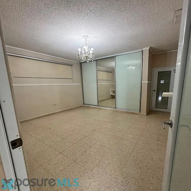 3 bed, 2.5 bath, 1850 sqft, $1,800 — Photo 4