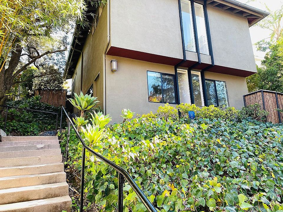 1st image of 270 Tavistock Ave
