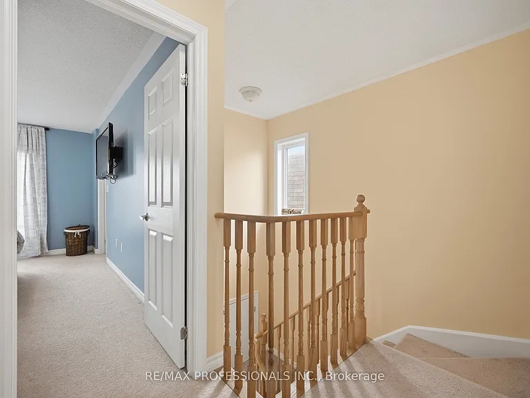 45 Horton St #MAIN 2ND — Photo 21