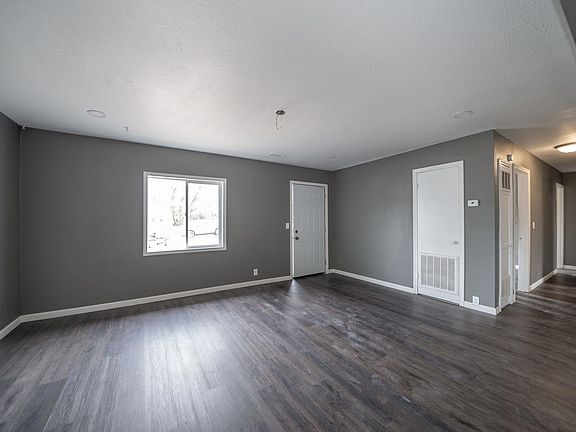 5th image of 4321 S Deerfield St