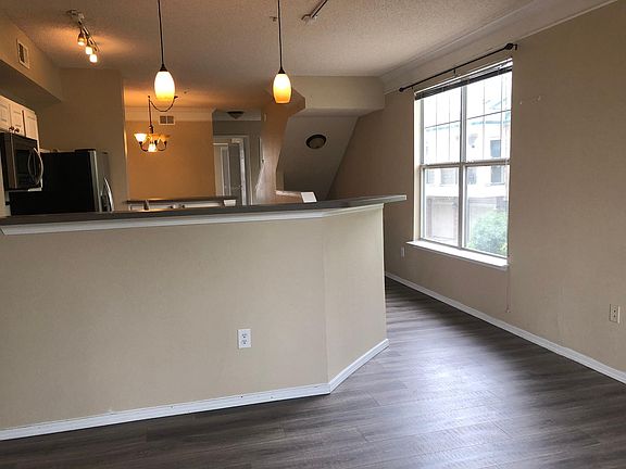 5th image of 1896 Mallard Dr
