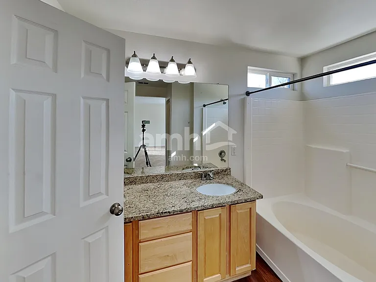 2435 S Gibraltar Way — Photo 12