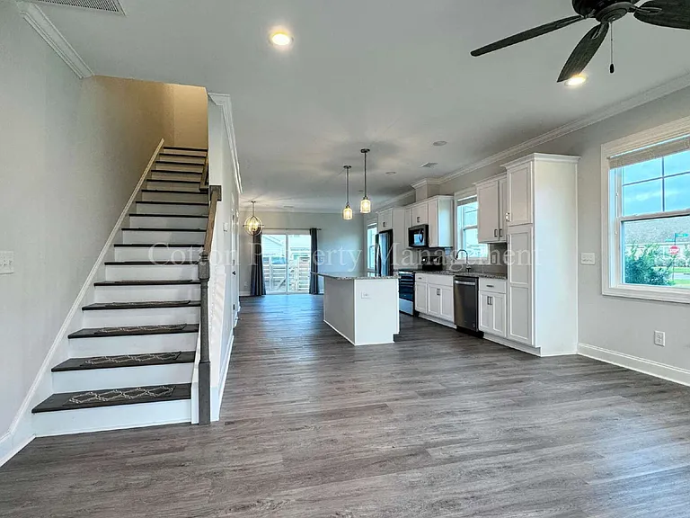 4732 Siddons Dr — Photo 4