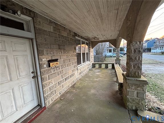 4th image of 9 N Elm Ave