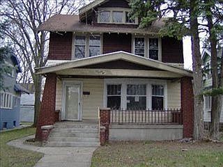 2nd image of 1022 Fuller Ave SE