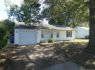 720 Saint Judith Ln, Florissant, MO 63031