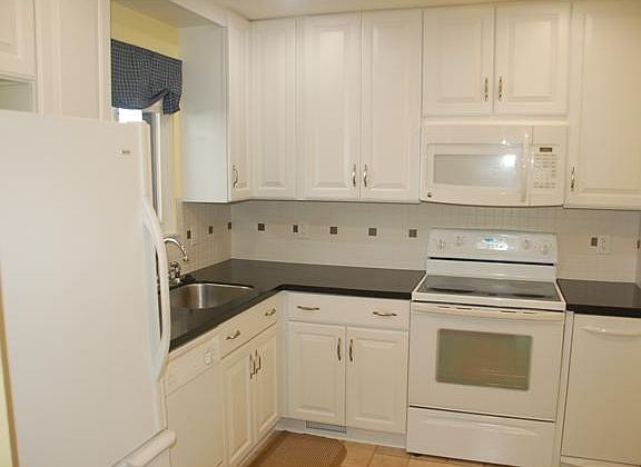 4th image of 4758 Middletowne St #5-4