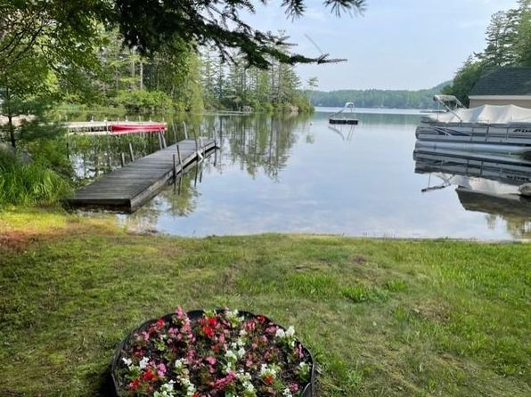 43 Piney Point Rd, Sunapee, NH 03782