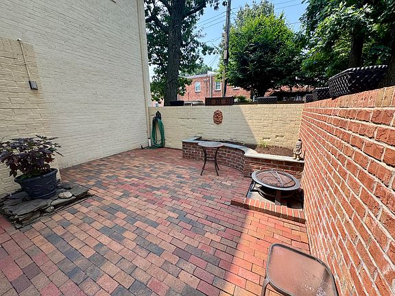 3rd image of 4722 21st St N