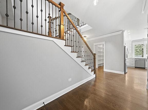 3rd image of 1818 Bonita Ave