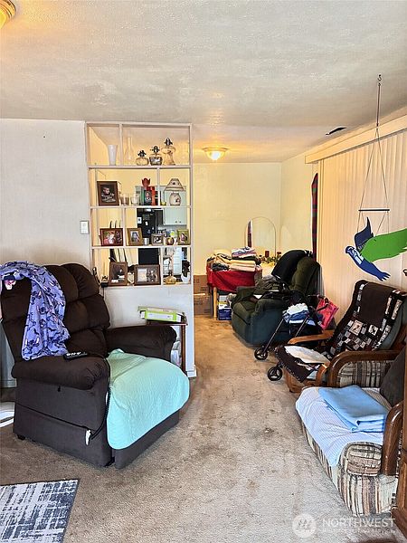 3rd image of 4134 W M Street