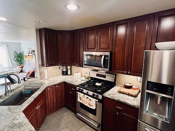 5th image of 645 Ohio Ave Unit 304