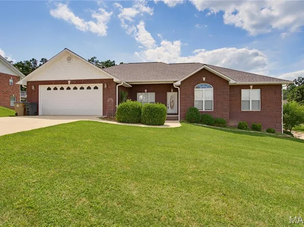2841 Karmen Ln, Poplar Bluff, MO 63901