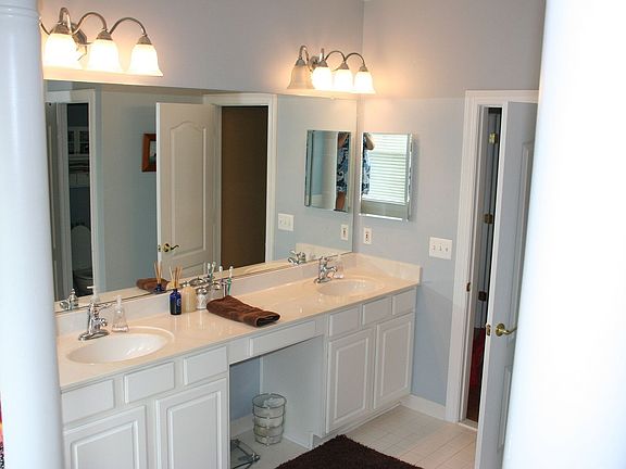 Master Bath (1)