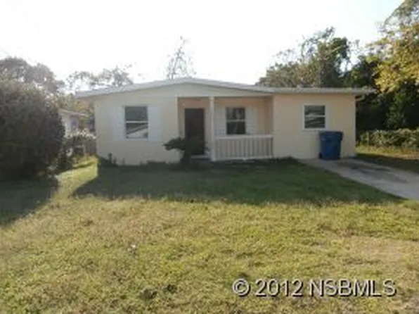 1320 Carmen Ave, Daytona Beach, FL 32117