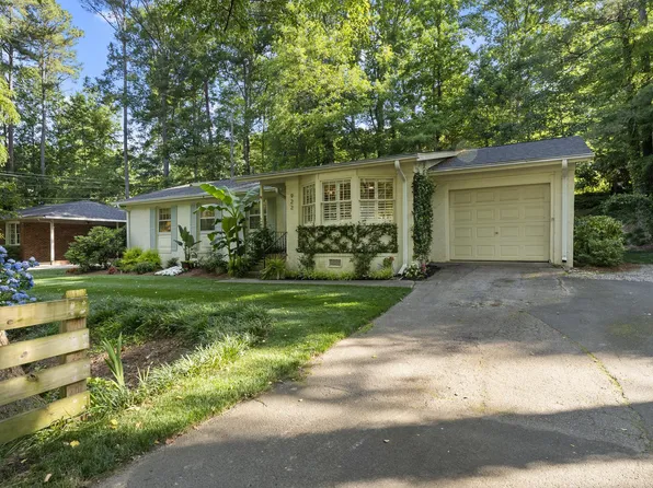 922 Wimbleton Dr, Raleigh, NC 27609