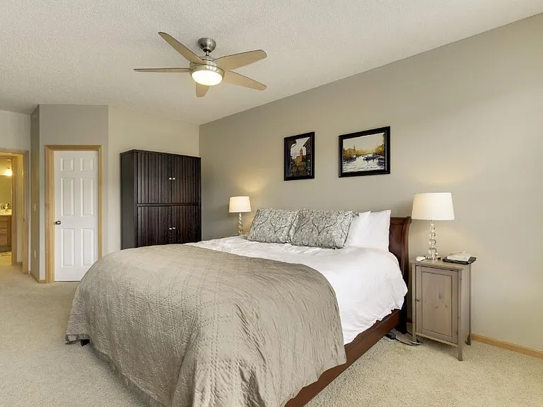5900 Oxford St #21 — Photo 12