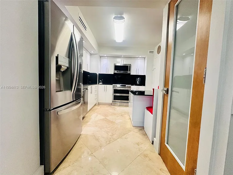 9225 Collins Ave #1111 — Photo 13