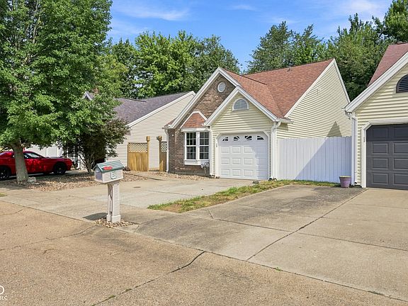 2nd image of 1701 Greencastle Dr