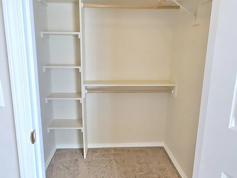 617 Saratoga Dr #104 — Photo 27