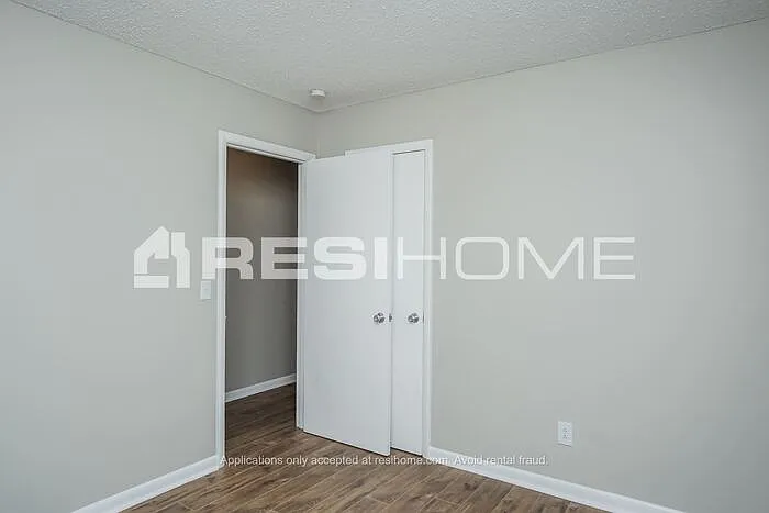 126 Greenwood Cir — Photo 12