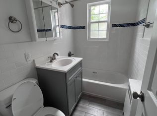 206 Millburn Ave APT 4C, Millburn, NJ 07041