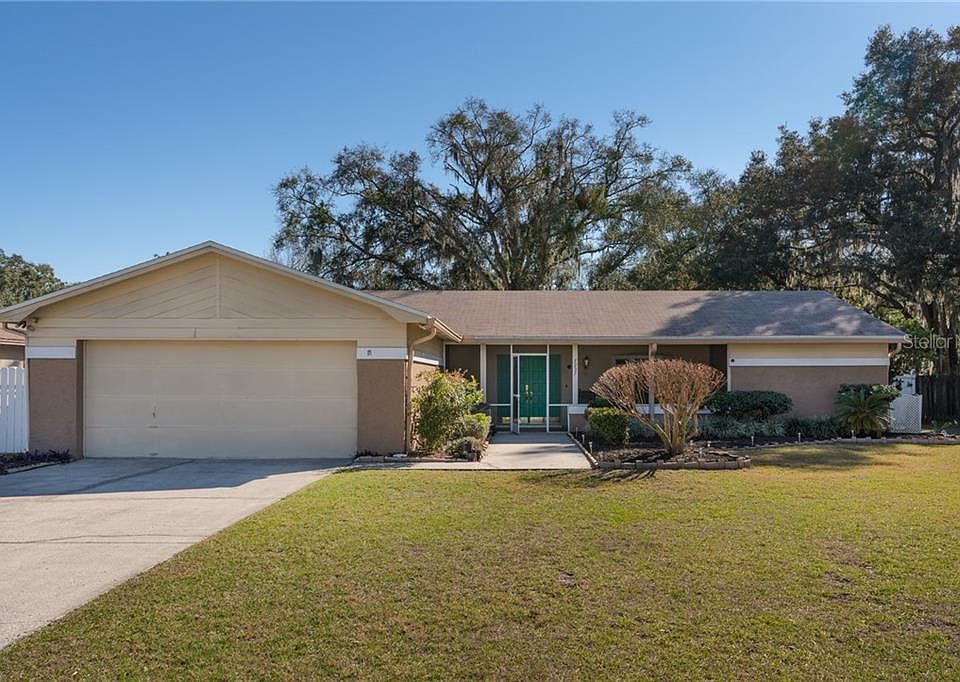 1st image of 7237 Woodbrook Dr