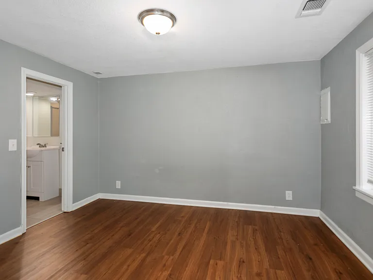 3513 NE Stanton St — Photo 21