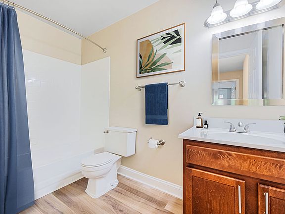 5th image of 11608 Little Patuxent Pkwy #600-202