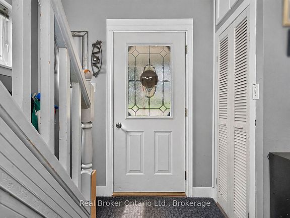 4th image of 179 7th St