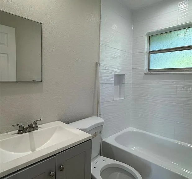10022 N Lantana Ave #A — Photo 5