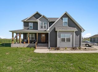 456 Ray Cemetery Rd, Sparta, TN 38583