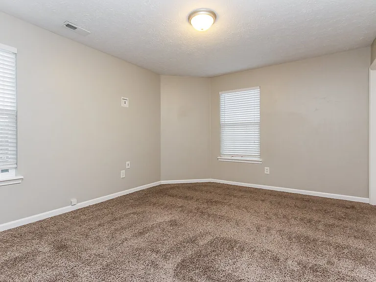 10555 Wintergreen Way — Photo 11