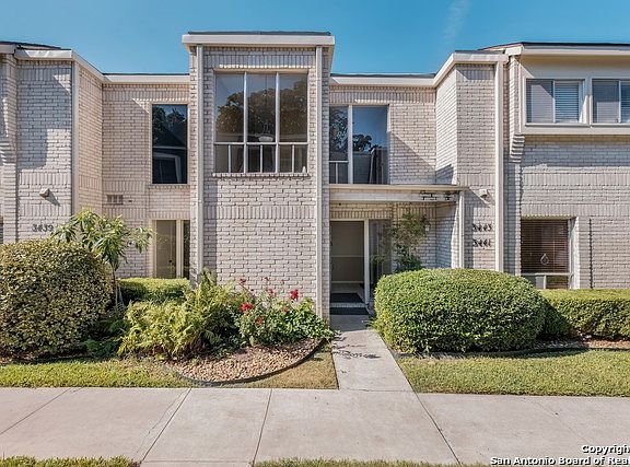 2nd image of 3437 Turtle Village St #91
