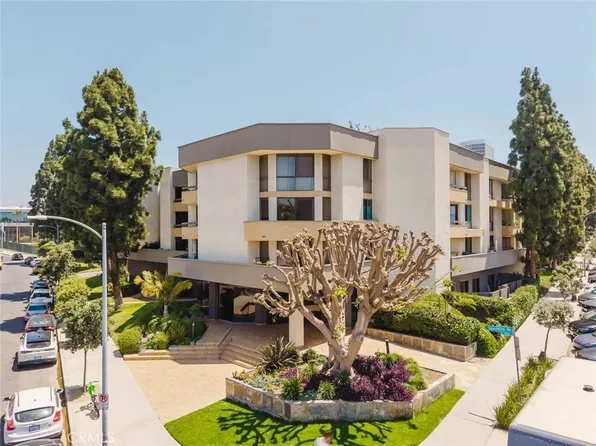 750 S Spaulding Ave APT 332, Los Angeles, CA 90036