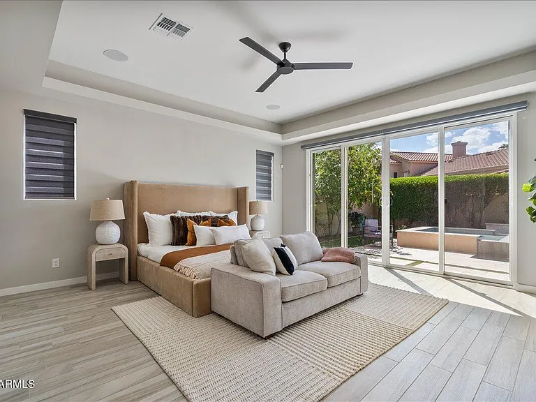 5543 E Beryl Ave — Photo 14