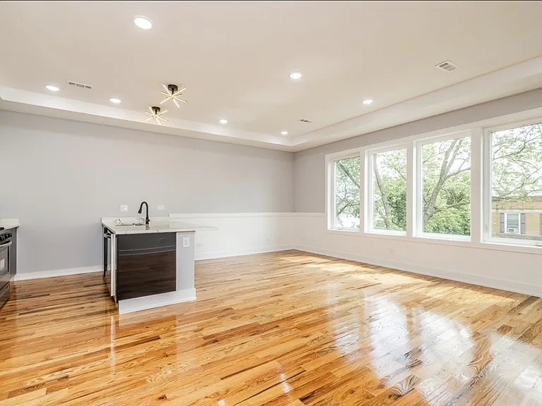 6334 S Langley Ave #3 — Photo 8