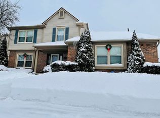 6904 Fox Hills Rd #31, Canton, MI 48187