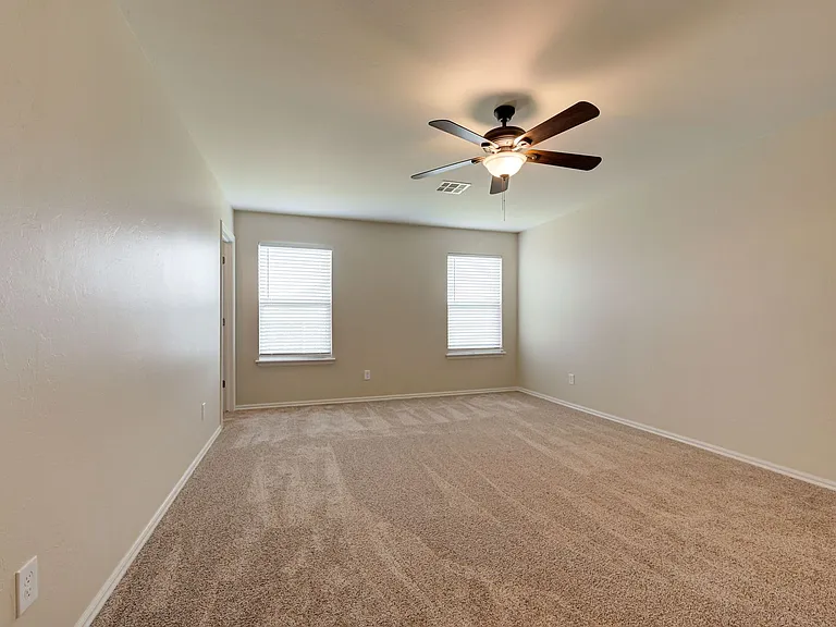11705 NW 133rd St — Photo 18