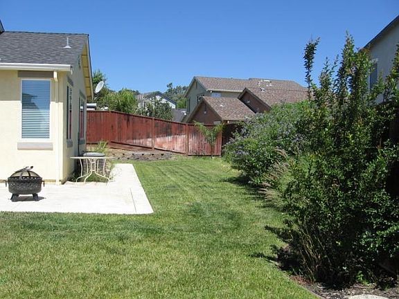 2nd image of 1091 Cabernet Ct