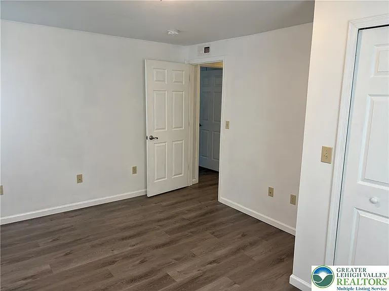 4414 Main St — Photo 27