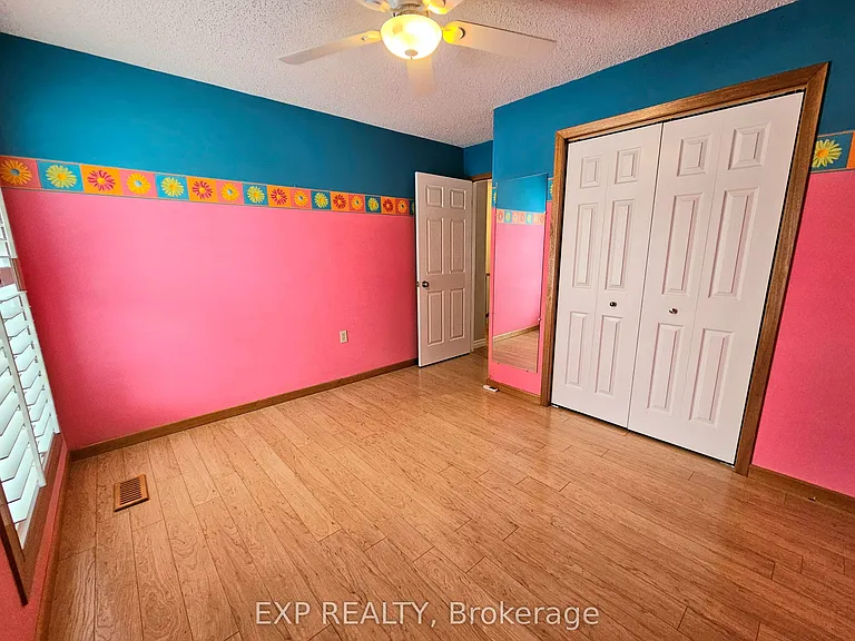 210 Main St — Photo 9