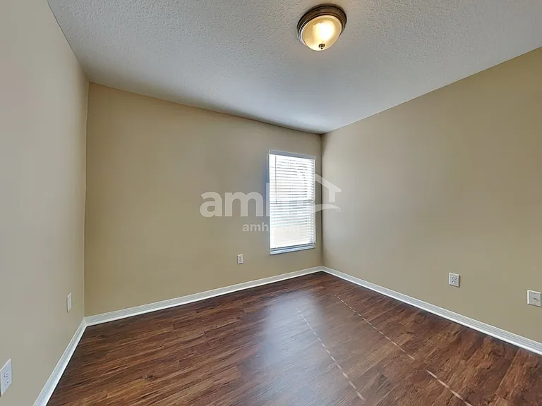 5419 Watson Rd — Photo 12