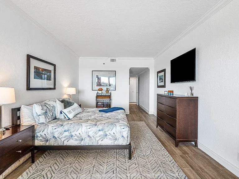 1035 S Federal Hwy #406 — Photo 34