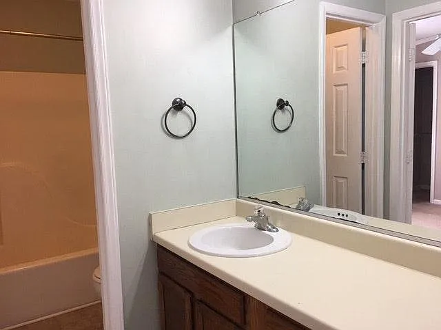 4115 Kaplan Dr — Photo 12